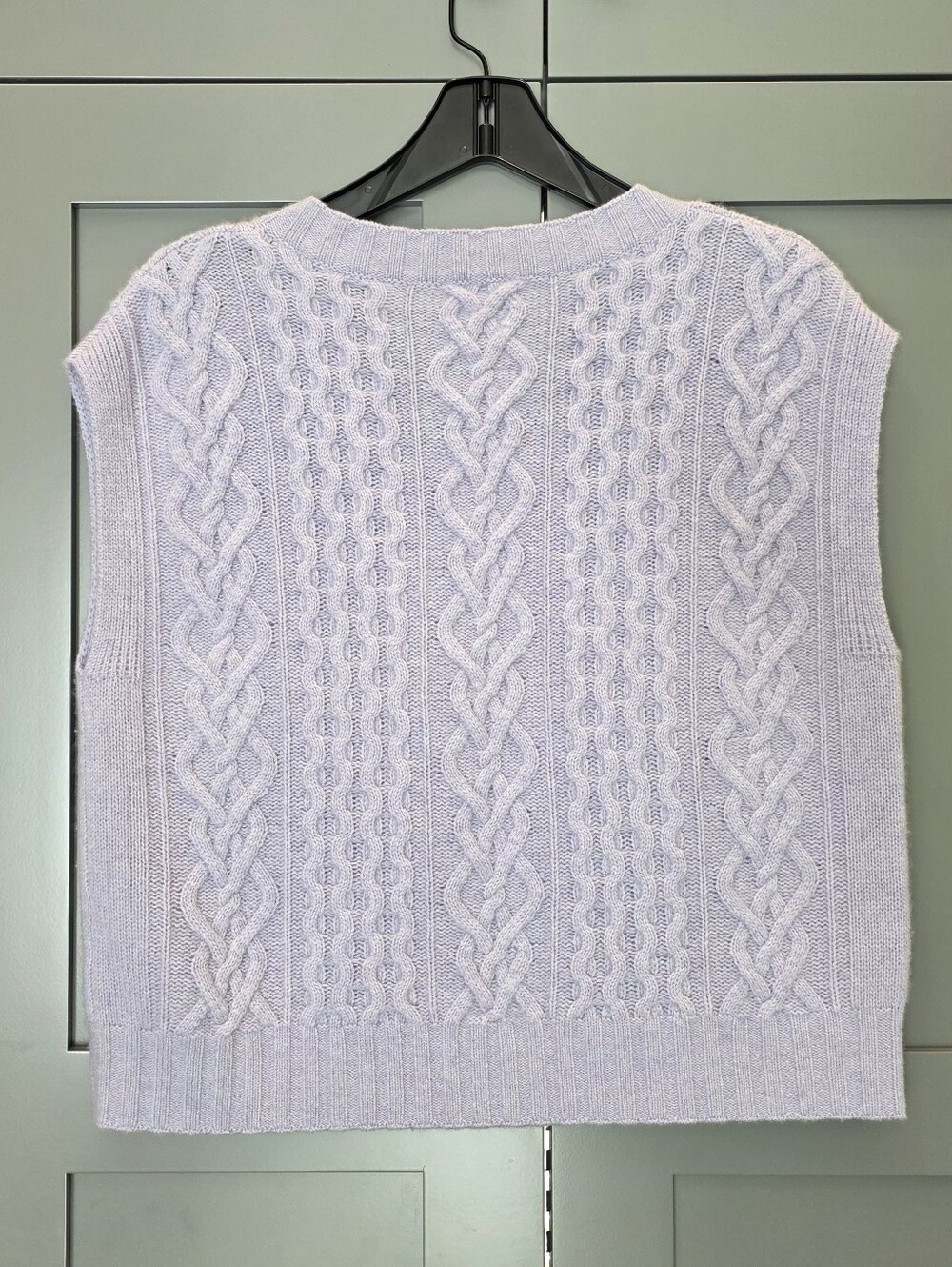Garnet Hill 100 Cashmere Cable Knit Sweater Vest Sz S Boxy Quiet Luxury Lavender - Picture 3 of 7